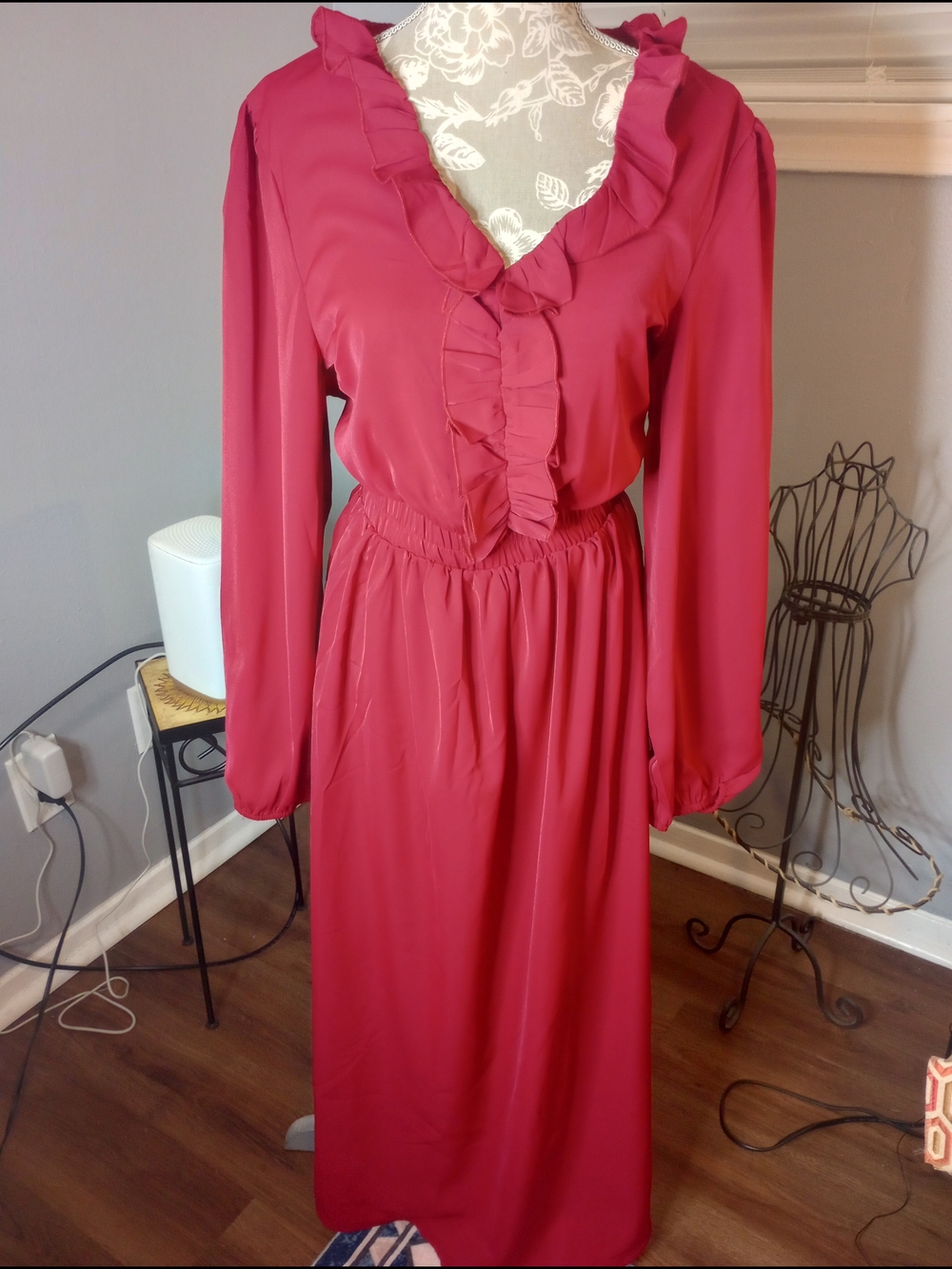 2 For $10 Women’s Red Ruffle V-Neck Long Sleeve Dress